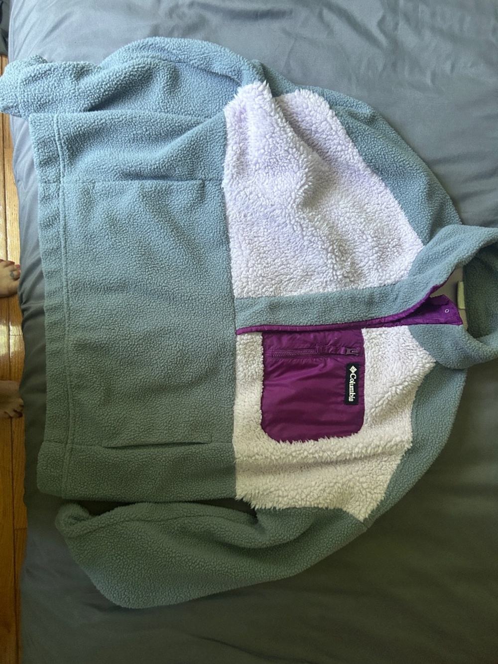 Colombia pullover Fleece